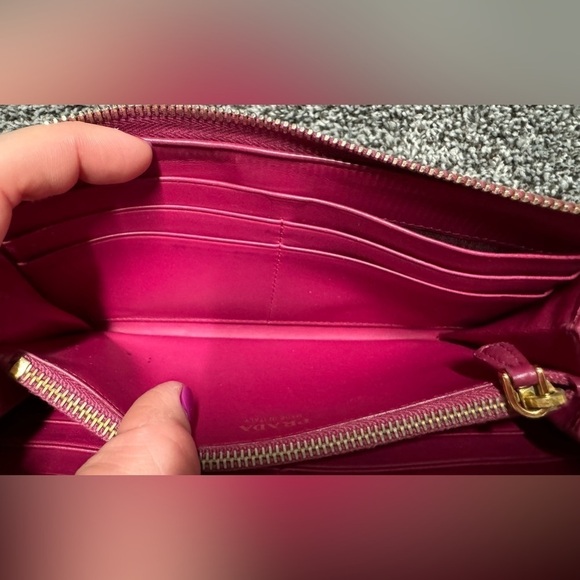 Prada wallet - Picture 6 of 16